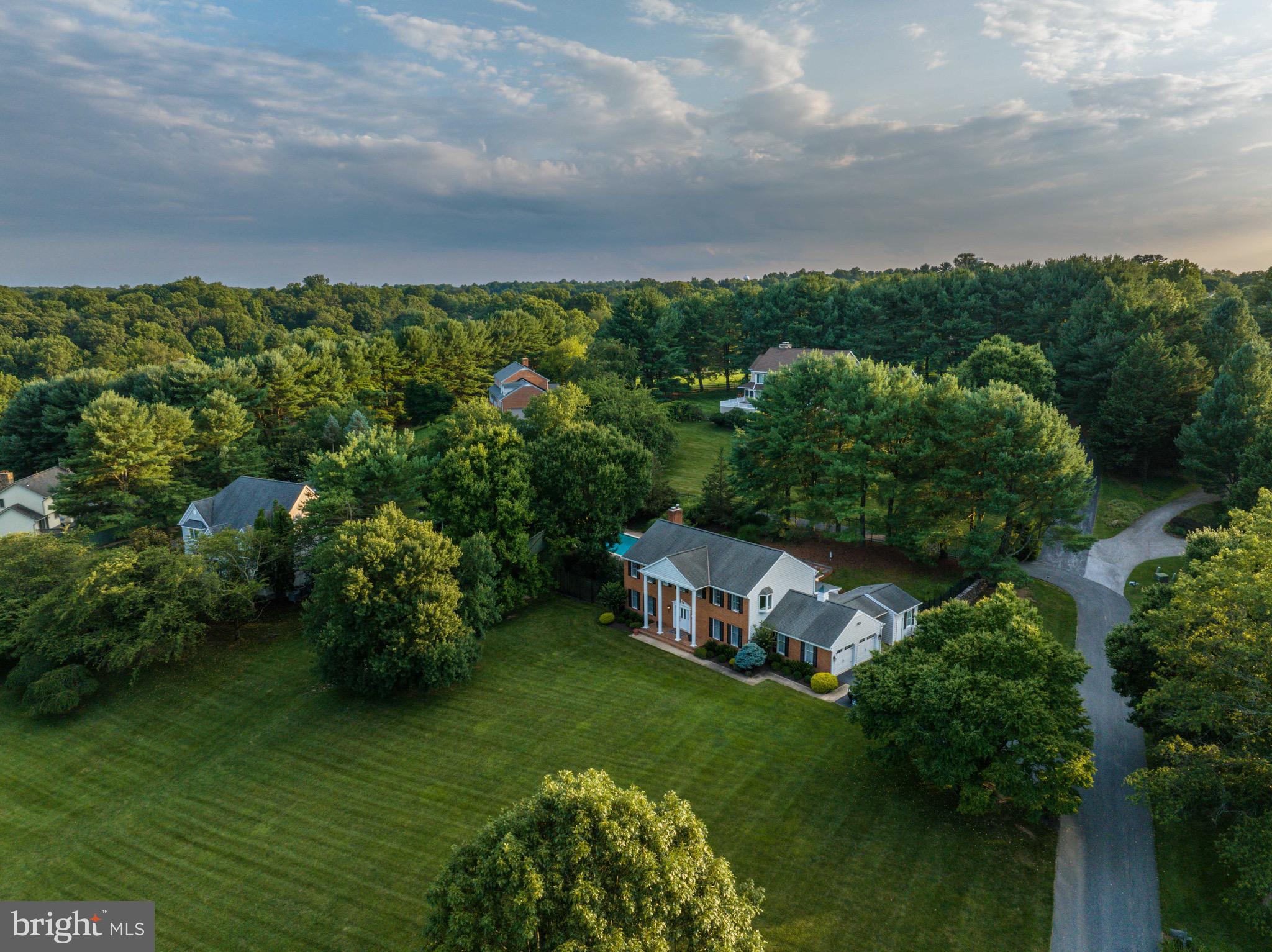 OVERLOOK - Residential