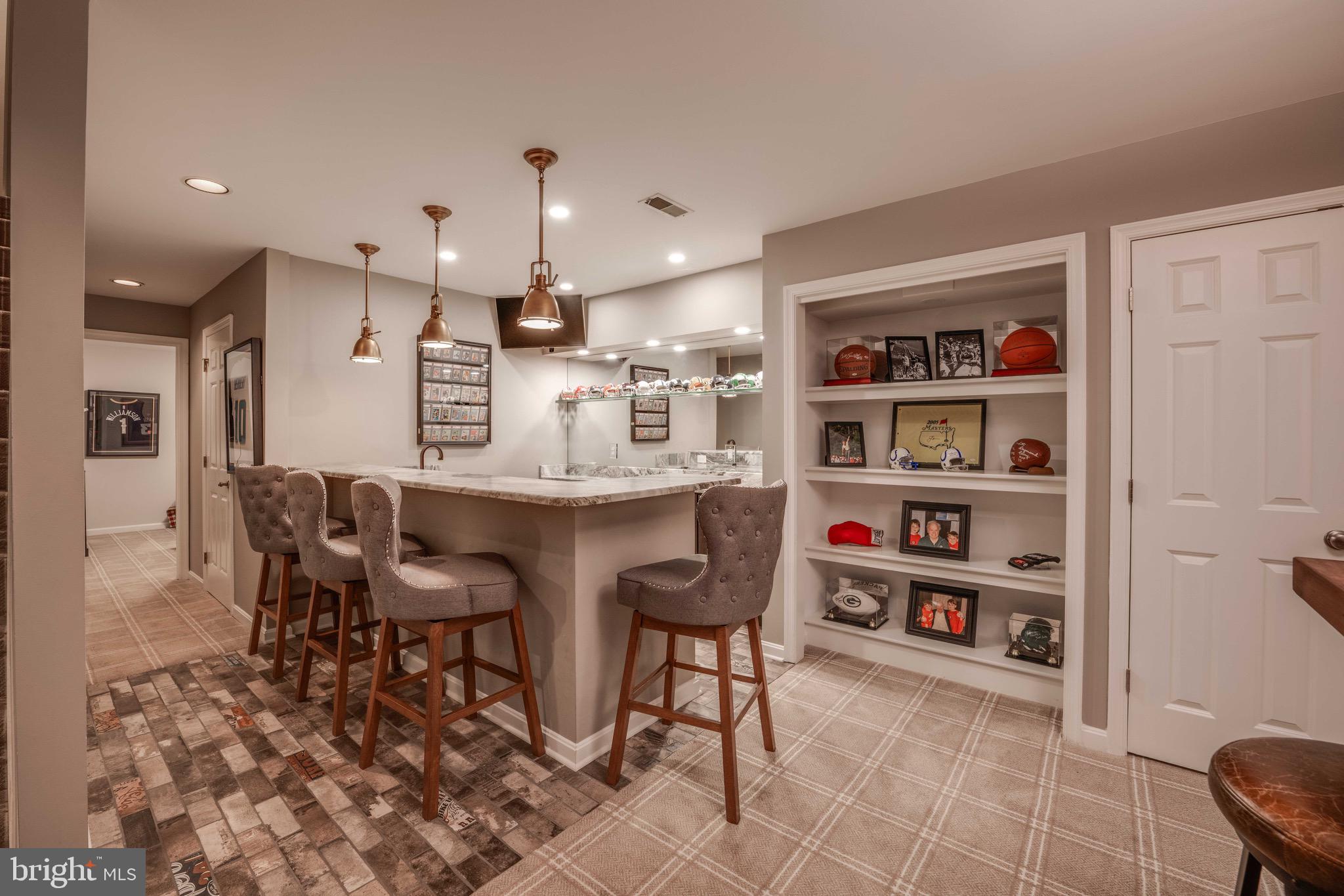 OVERLOOK - Residential