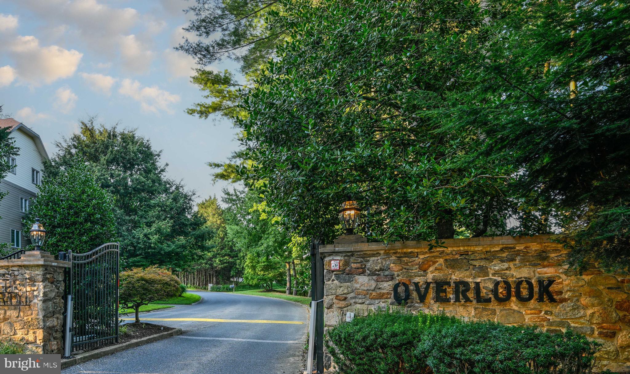 OVERLOOK - Residential