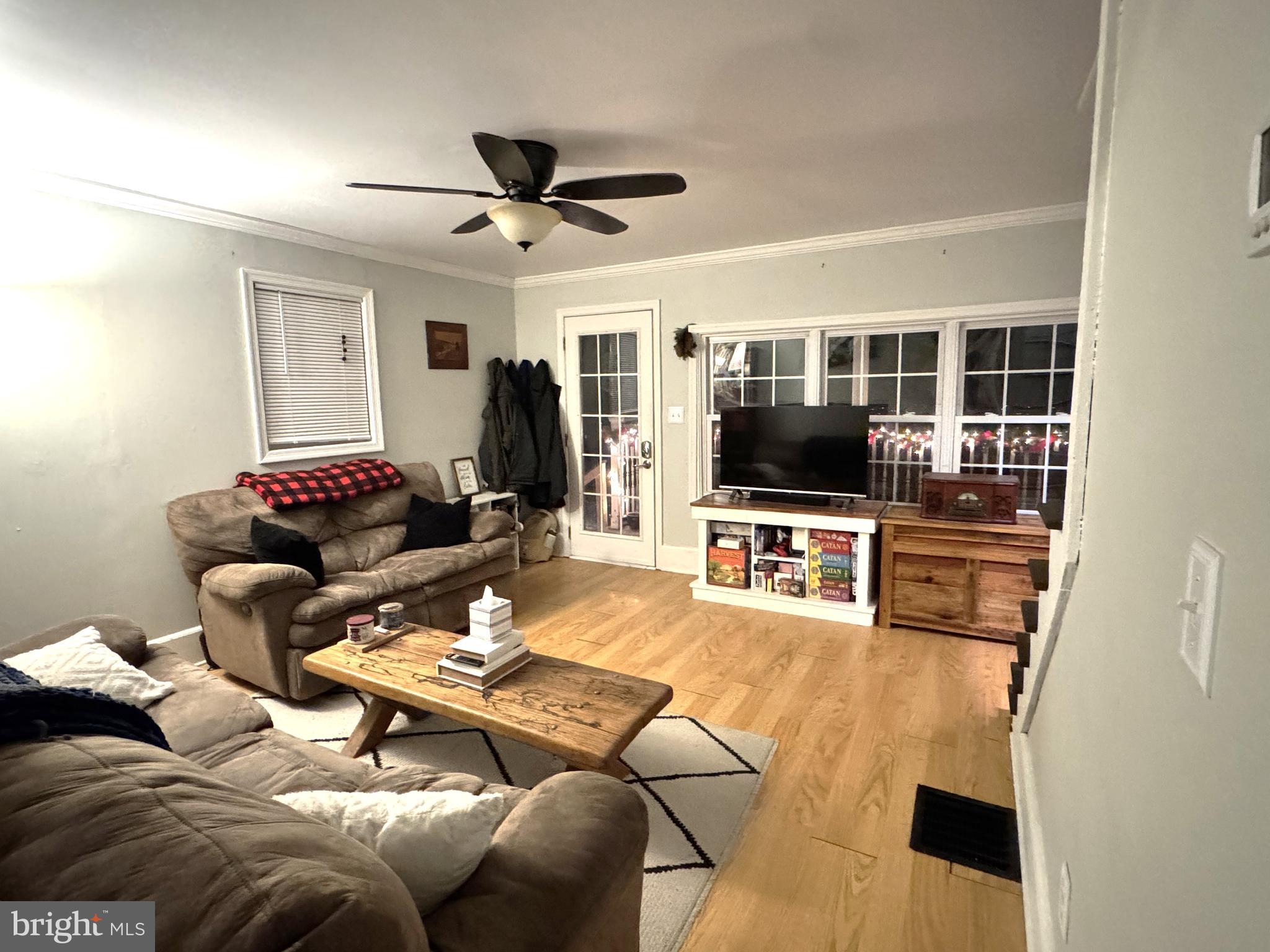 316 W RAILROAD STREET