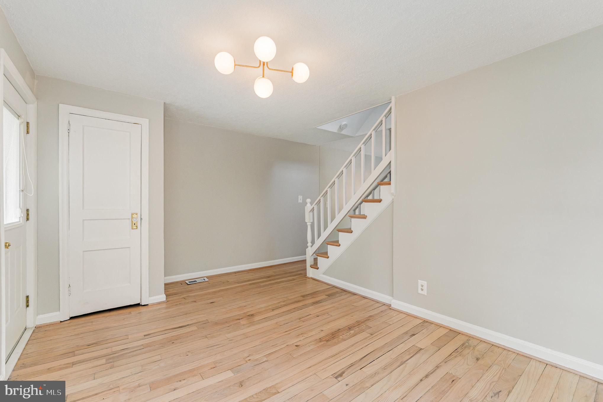 3729 S FOUR MILE RUN DRIVE