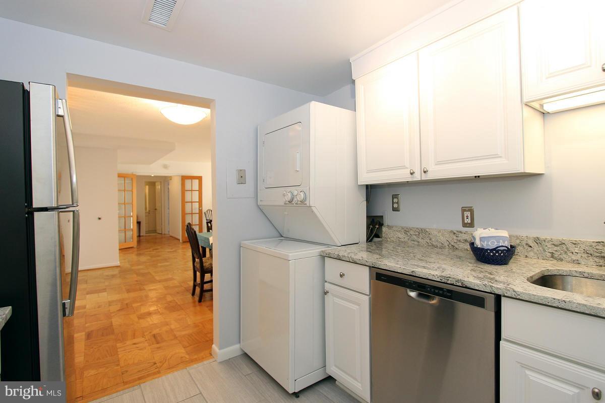 THE ELIZABETH - Residential