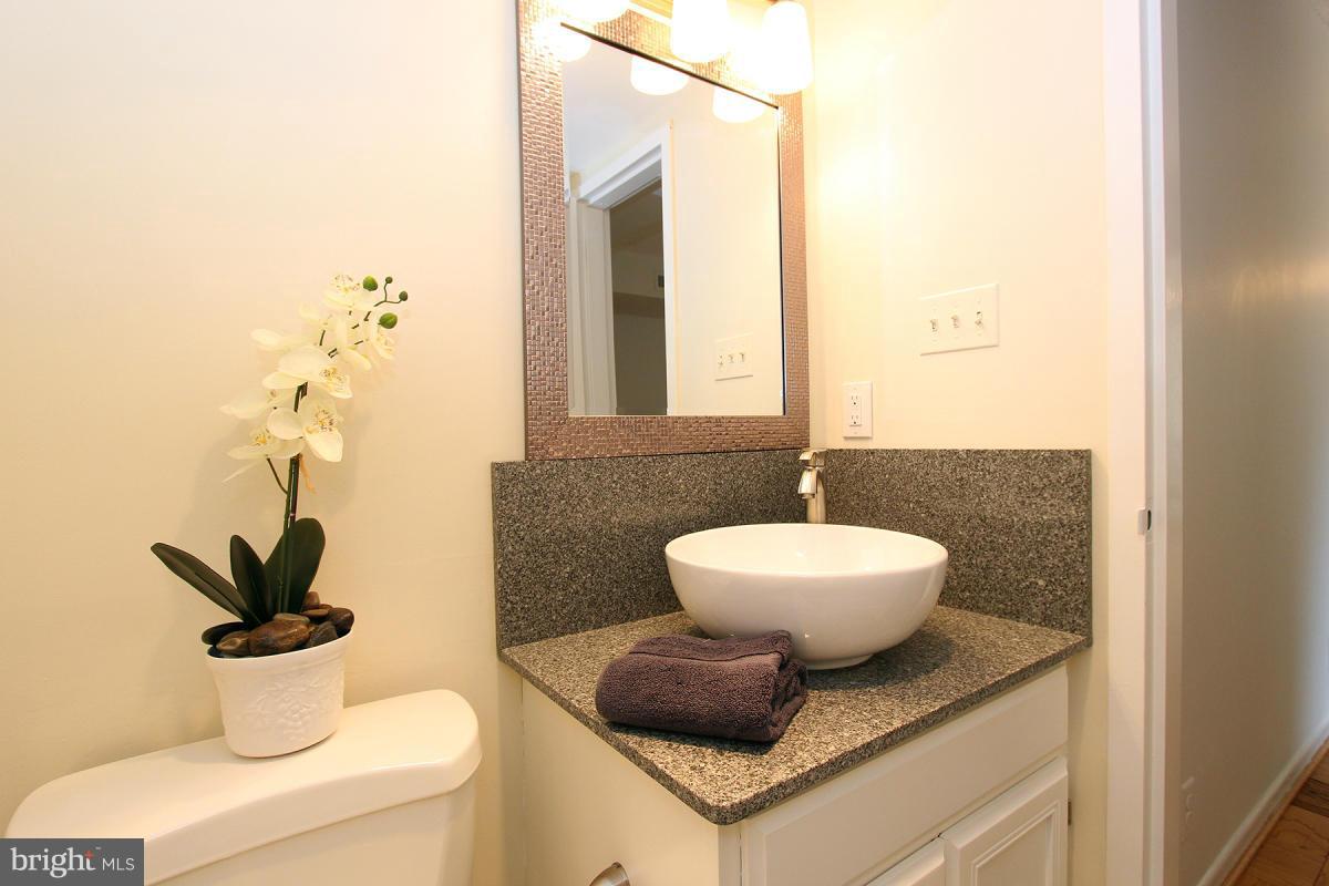 THE ELIZABETH - Residential