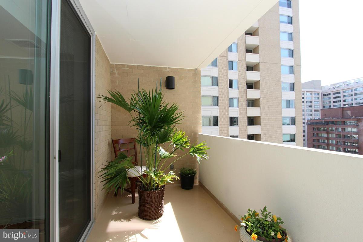 THE ELIZABETH - Residential