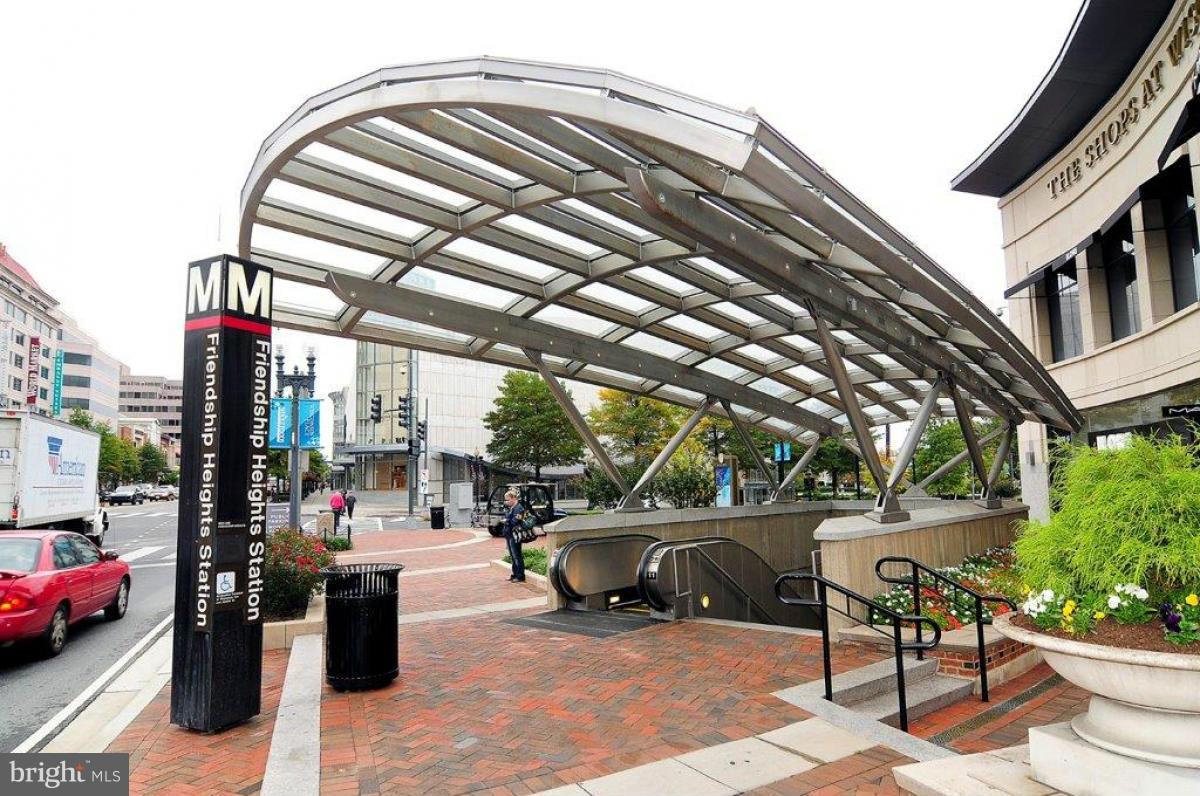 THE ELIZABETH - Residential