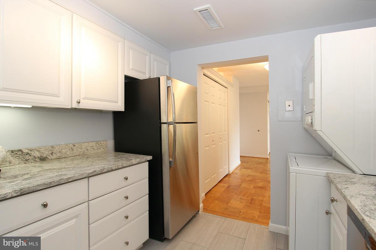 THE ELIZABETH - Residential