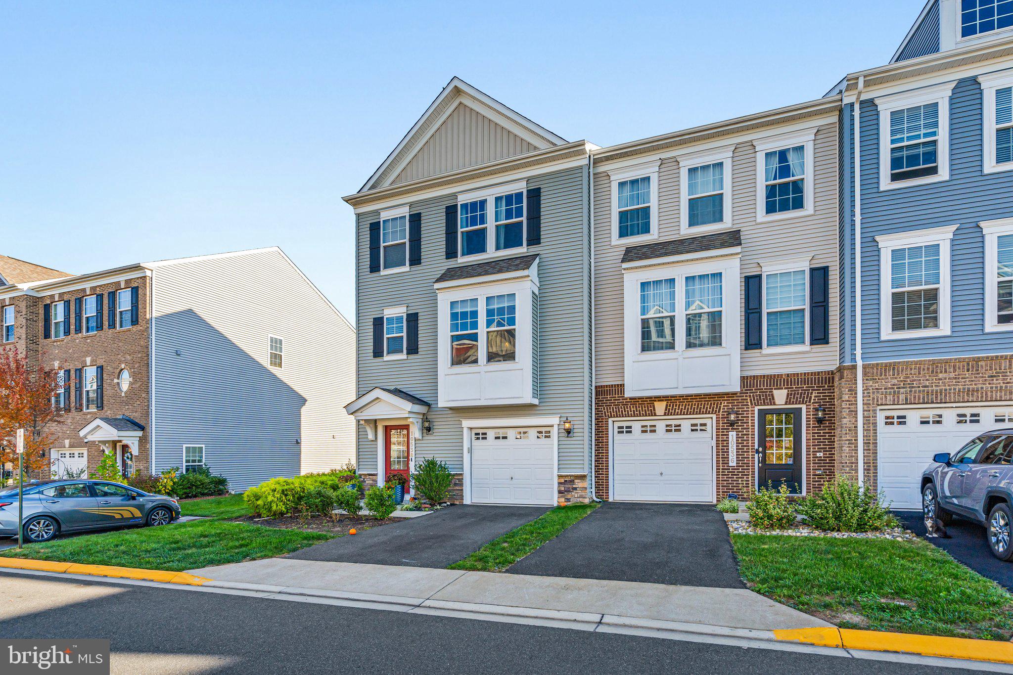 BRADLEY SQUARE - Residential