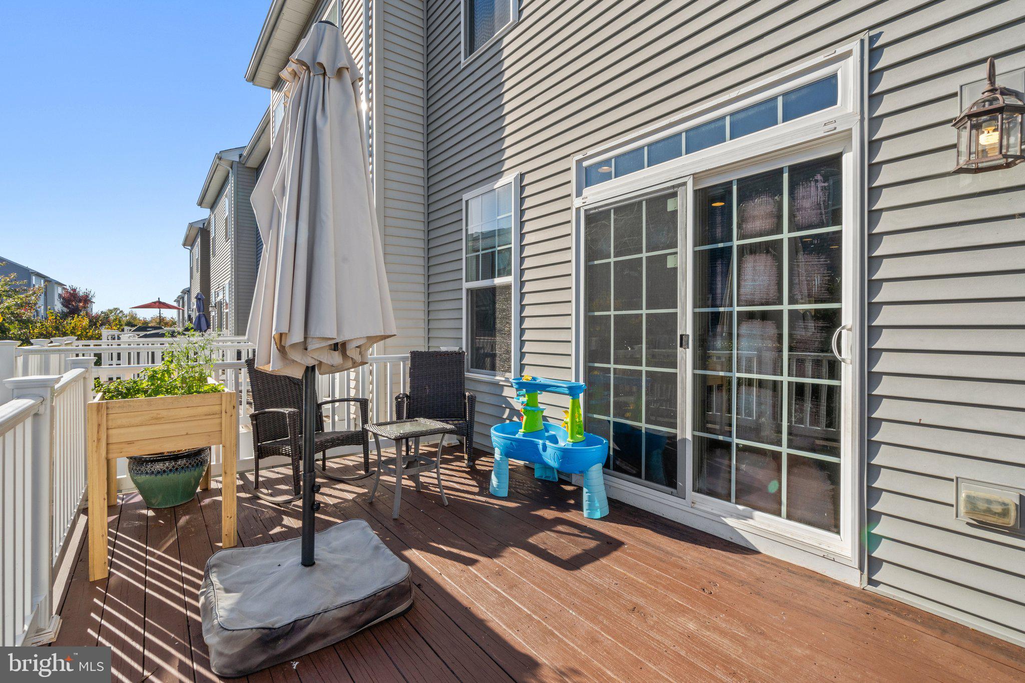 BRADLEY SQUARE - Residential