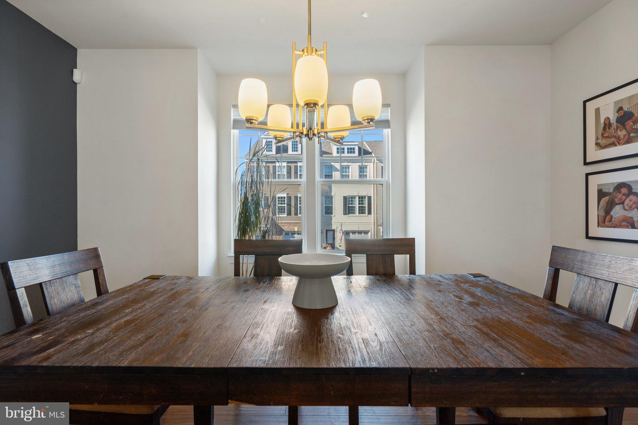 BRADLEY SQUARE - Residential