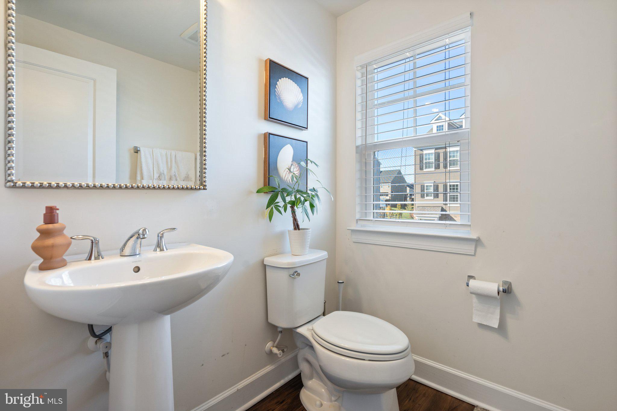 BRADLEY SQUARE - Residential