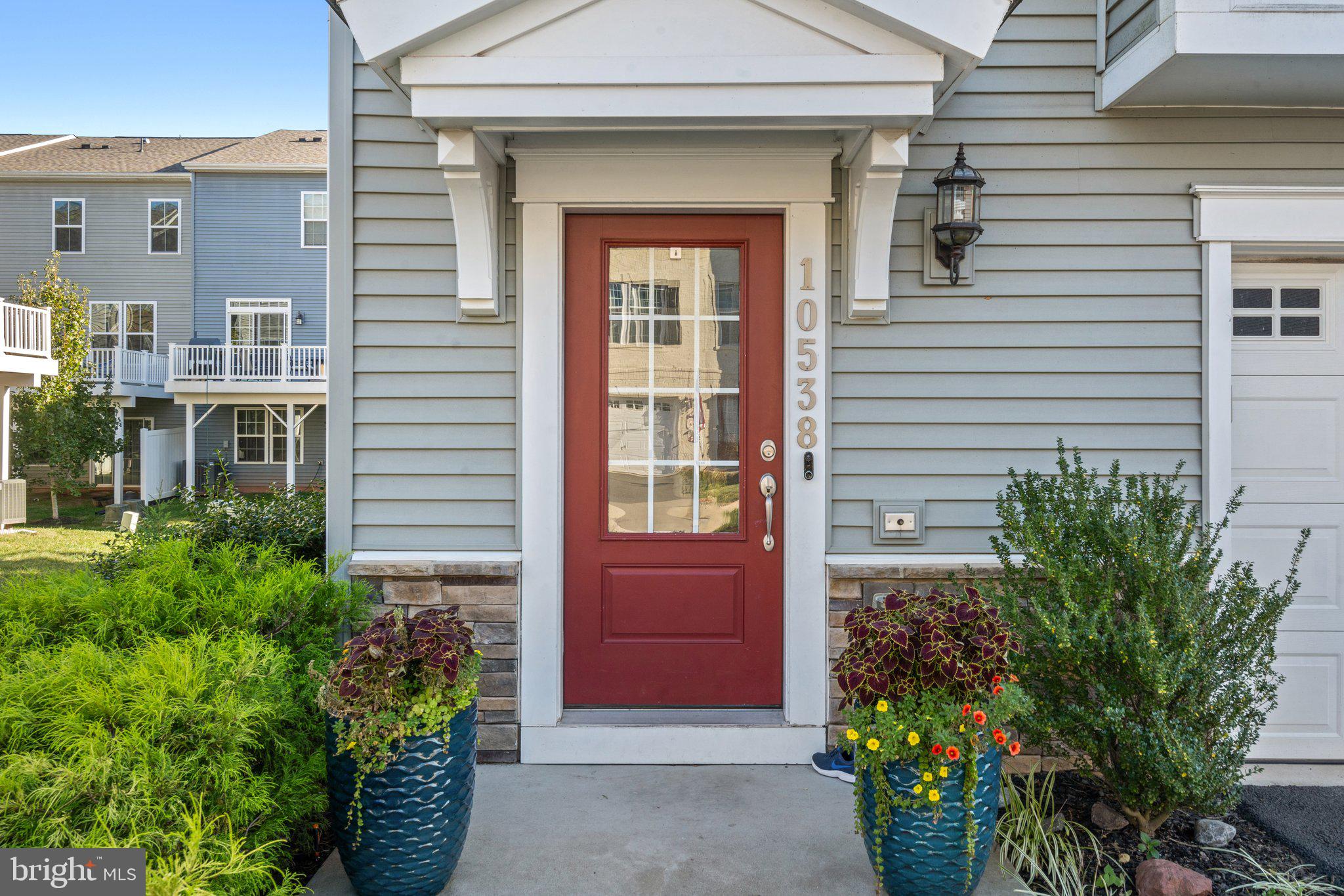 BRADLEY SQUARE - Residential