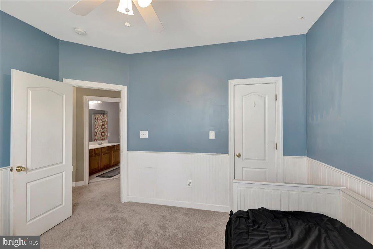 CEDAR LANE FARMS - Residential