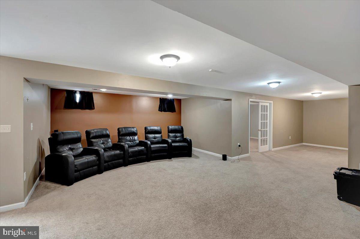 CEDAR LANE FARMS - Residential