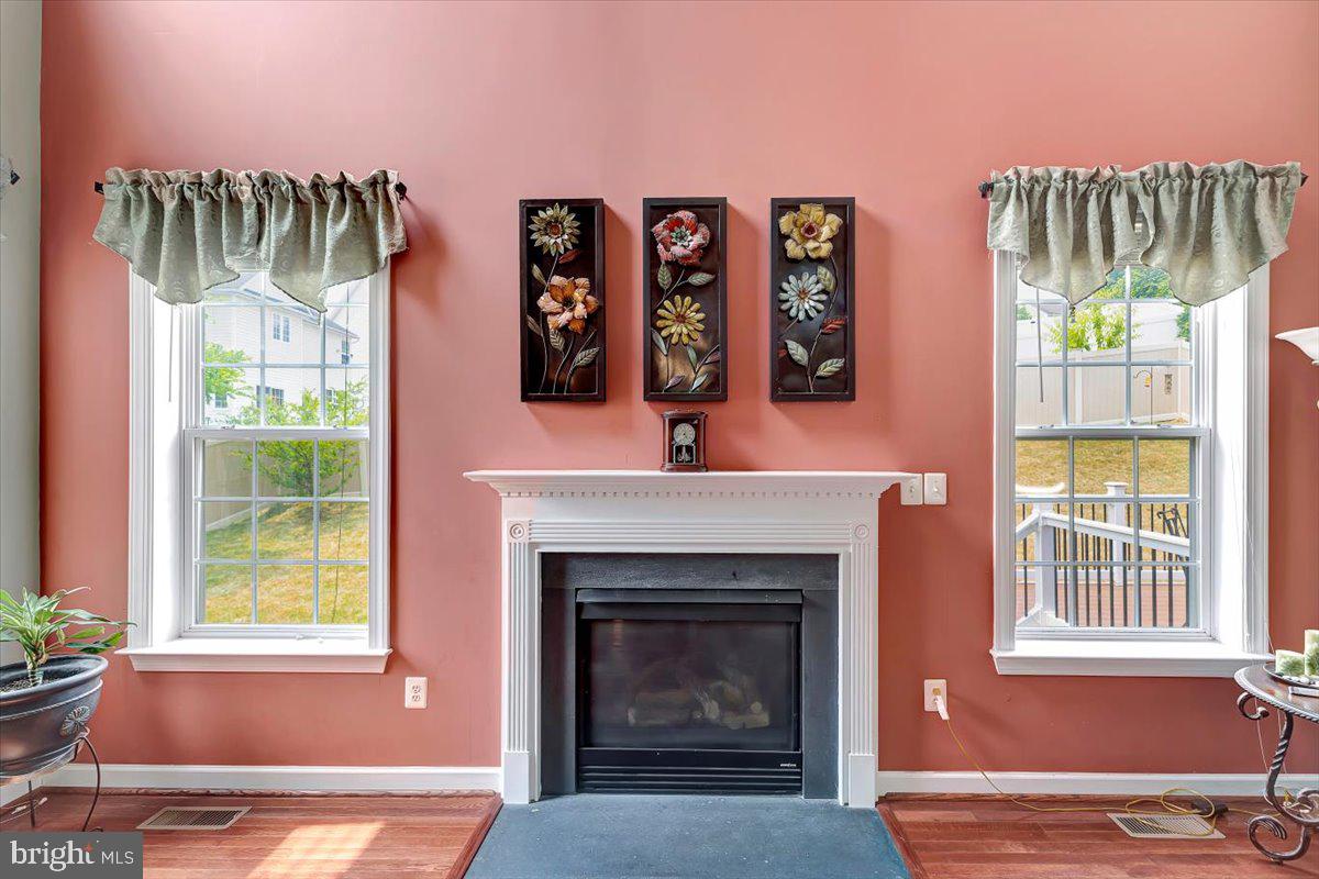 CEDAR LANE FARMS - Residential