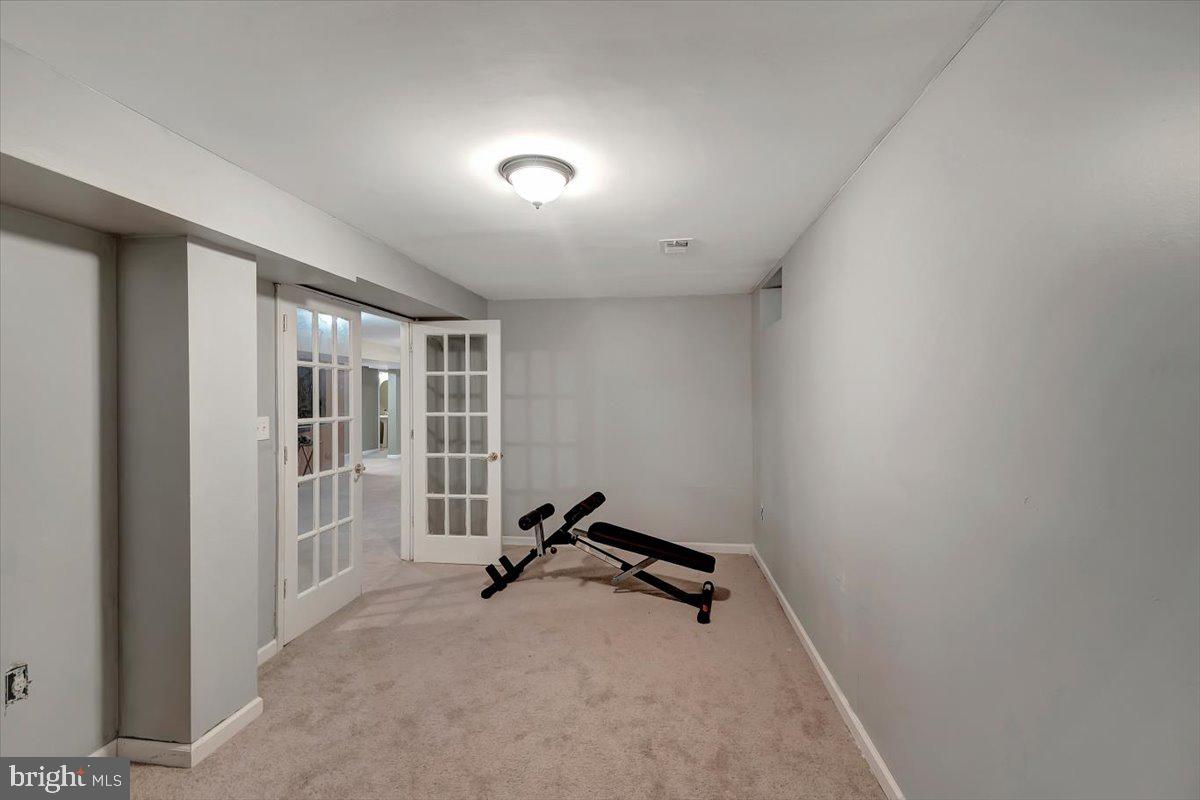 CEDAR LANE FARMS - Residential