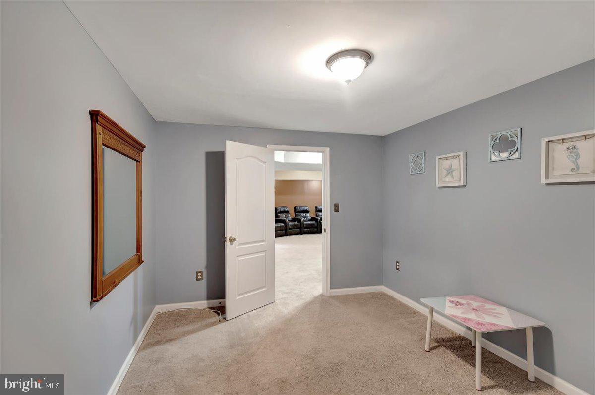 CEDAR LANE FARMS - Residential