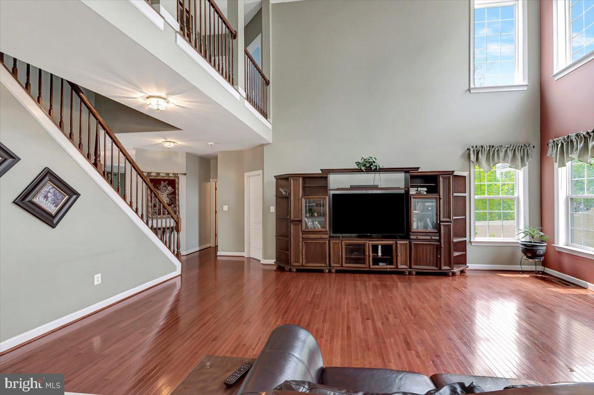 CEDAR LANE FARMS - Residential