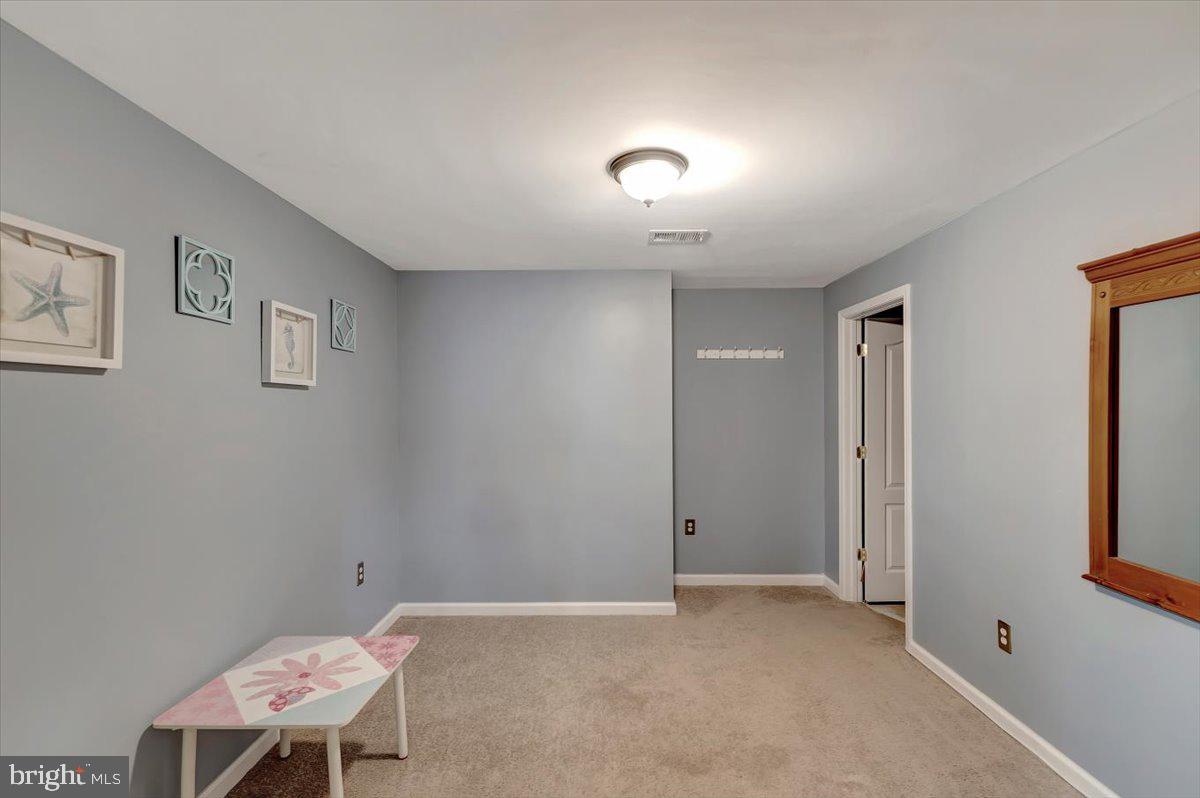 CEDAR LANE FARMS - Residential