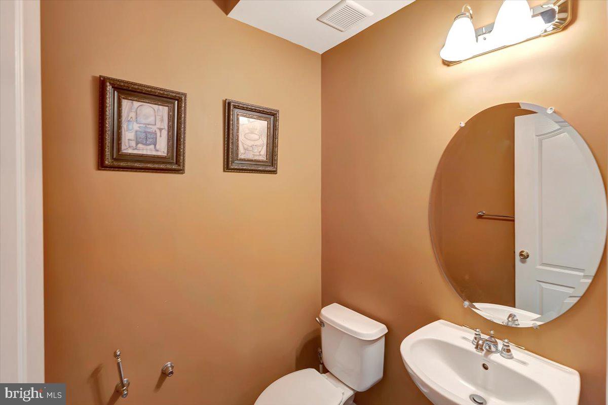 CEDAR LANE FARMS - Residential