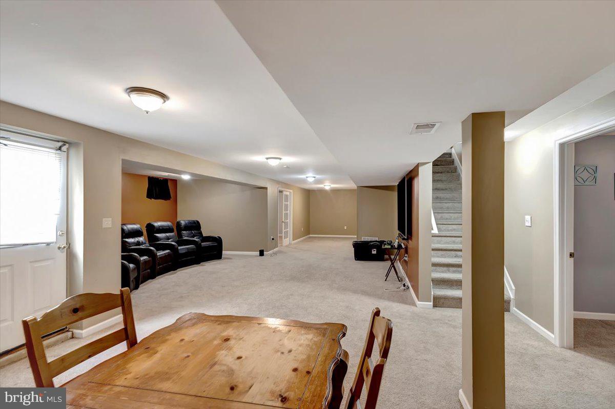 CEDAR LANE FARMS - Residential