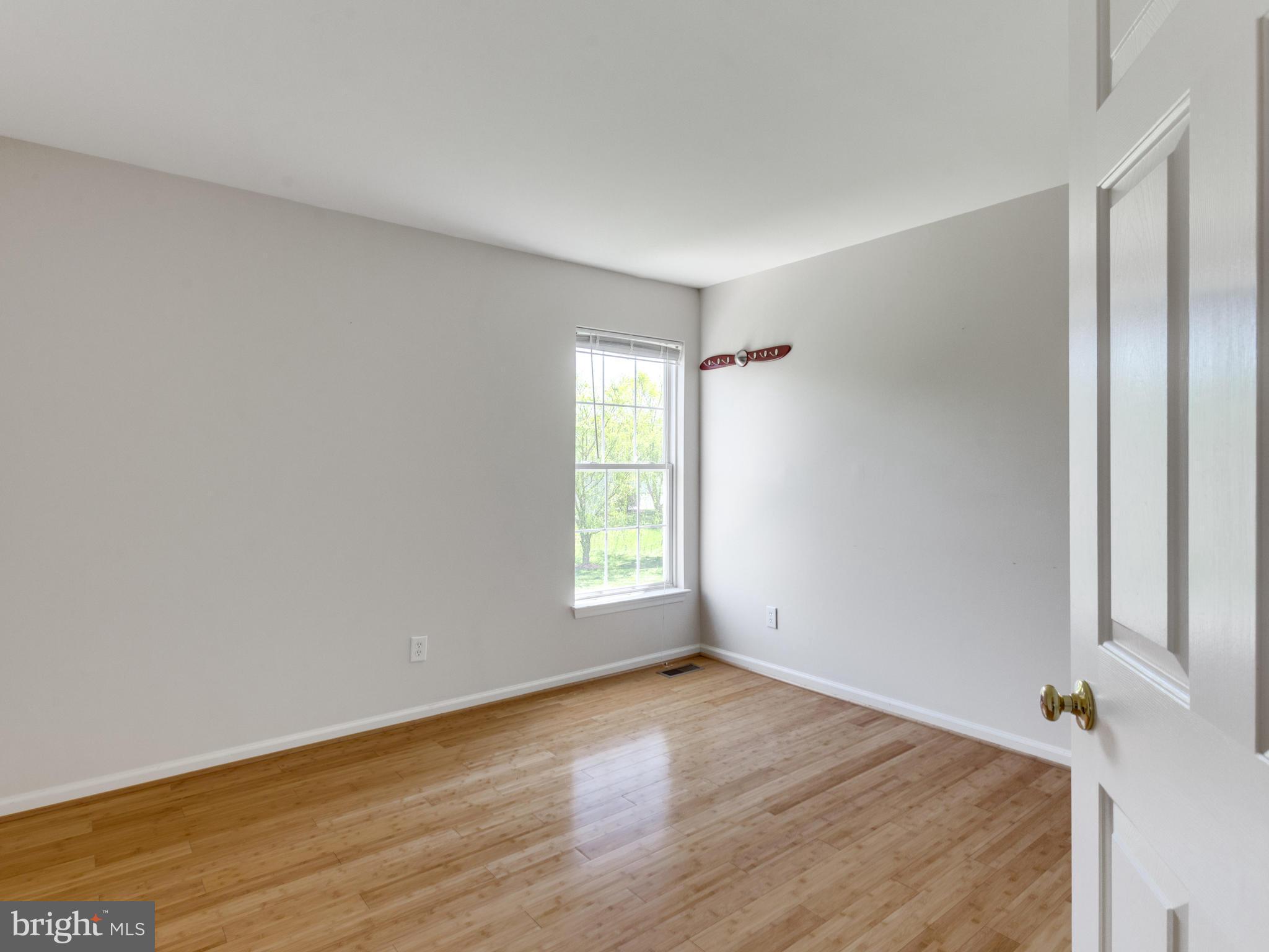 VIRGINIA OAKS - Residential