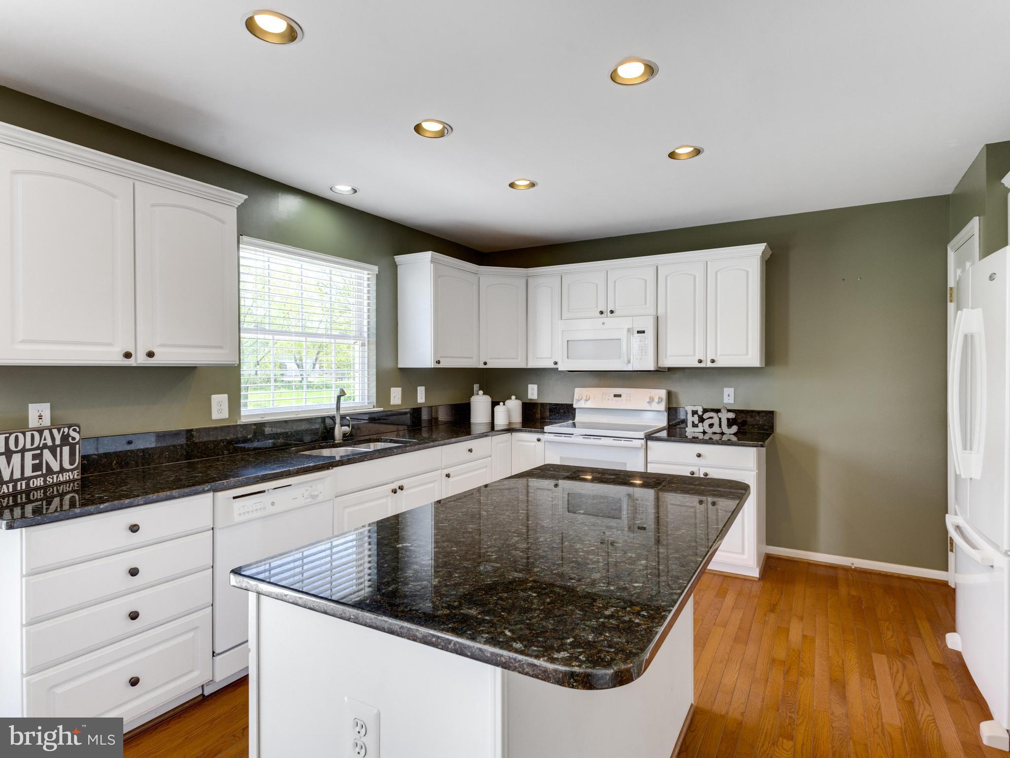 VIRGINIA OAKS - Residential