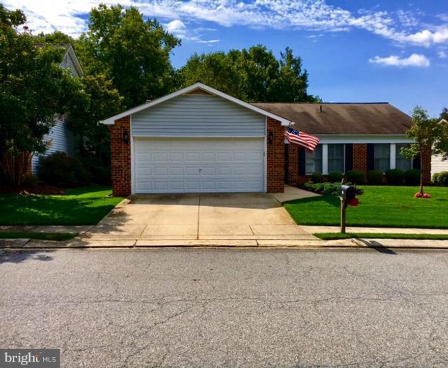 Absolute Move-In ready SFH in the heart of 55+ community of Heritage Harbour.  2-car G, Family Room off Kitchen, Formal Living Rm w/Fireplace, sep. Dining Area, Remodeled Kitchen w/Granite counters & Double Wall Ovans. Sunroom add. w/2nd heat pump for year round use. Owner's suite w/full bath & W.I.C. Spacious 2nd  br & 3rd br/den. Baths renovated. Hardwired BackUp Generator. Backs to woods!