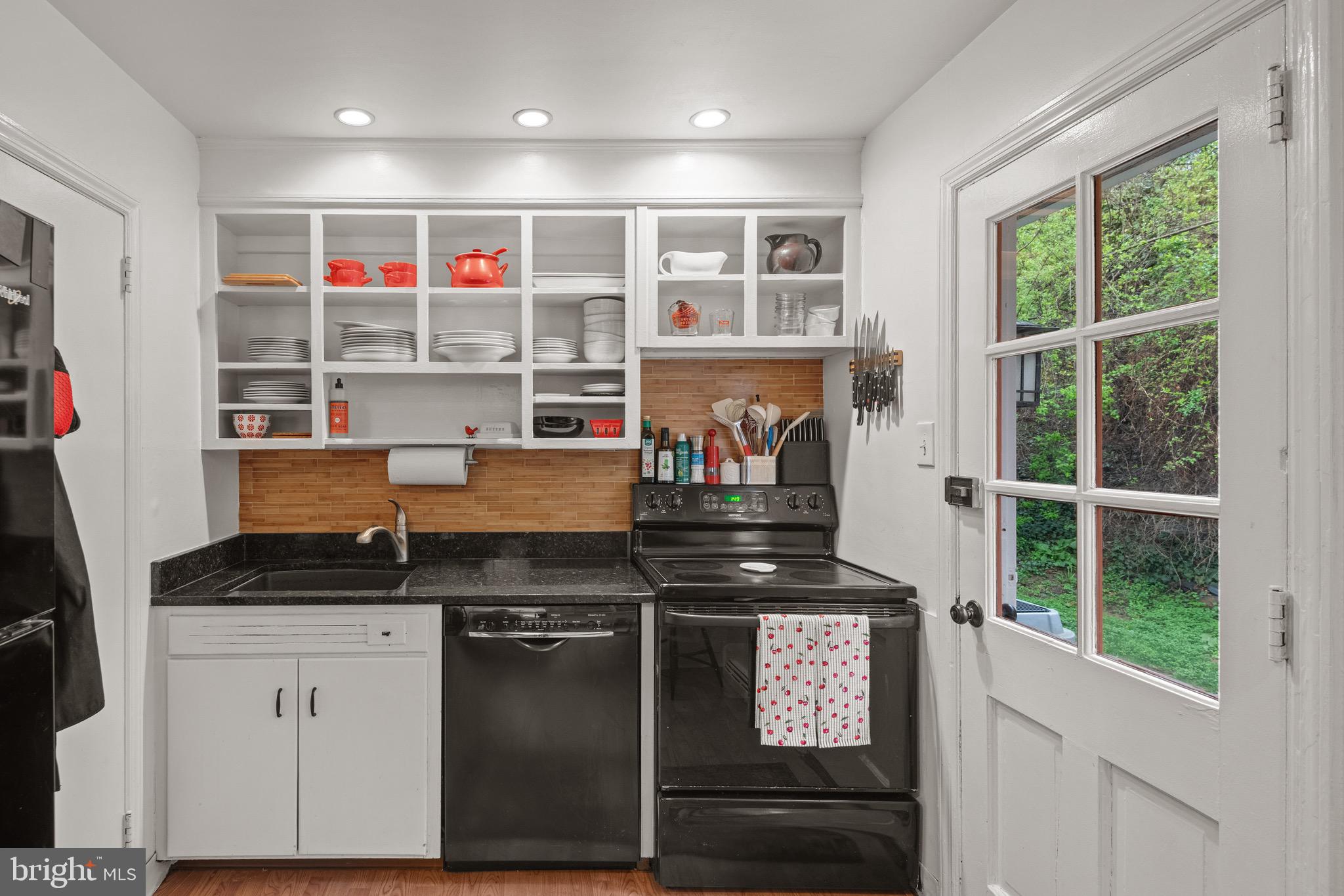 BLOSSOM HILL - Residential