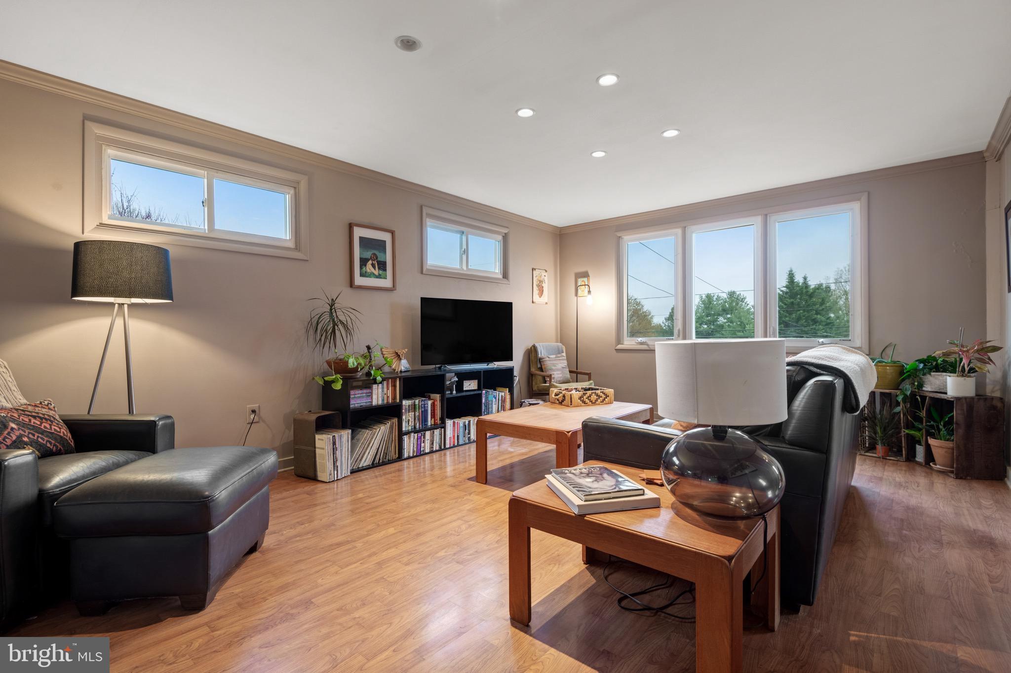 BLOSSOM HILL - Residential