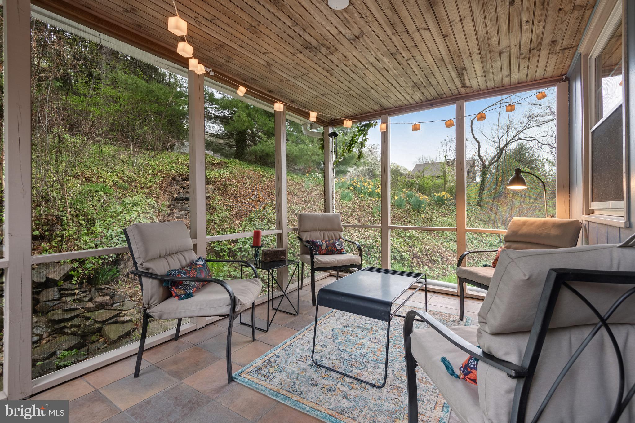 BLOSSOM HILL - Residential