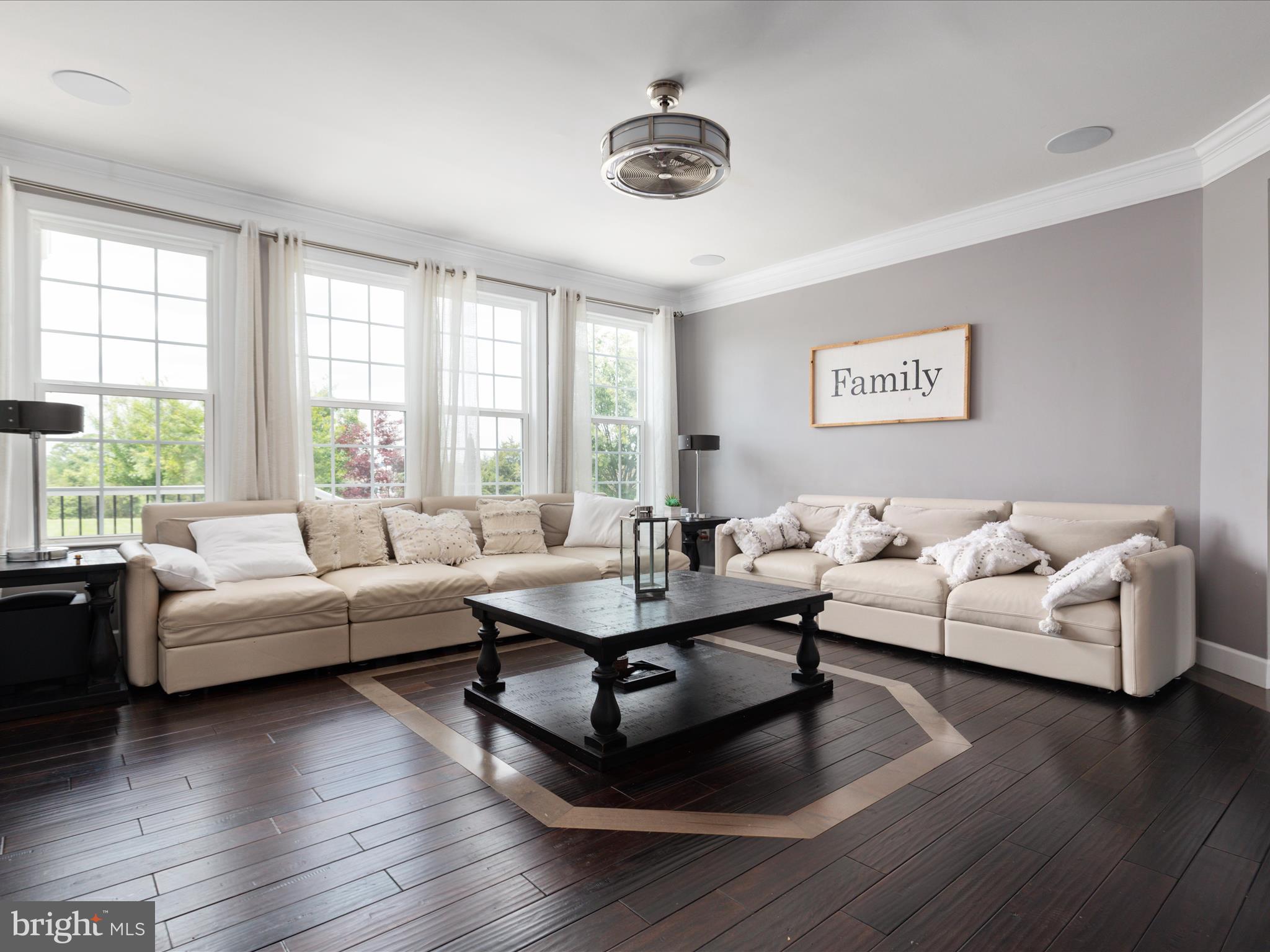 HUNTLEIGH AT CREIGHTON FARMS - Residential