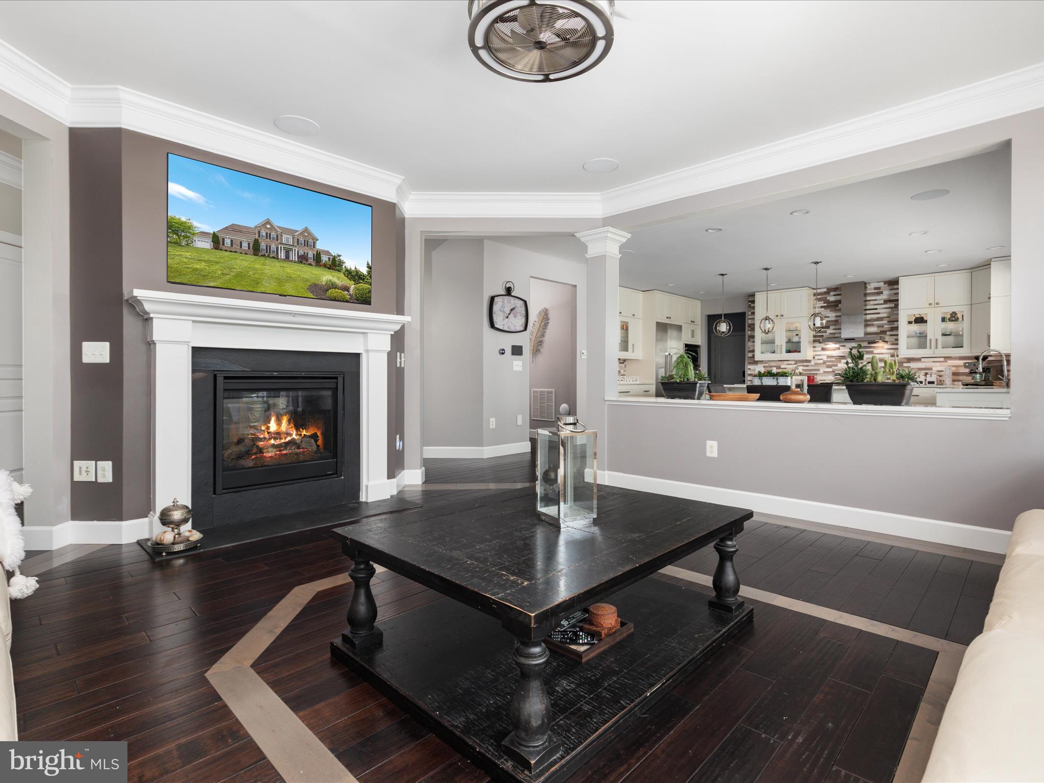 HUNTLEIGH AT CREIGHTON FARMS - Residential