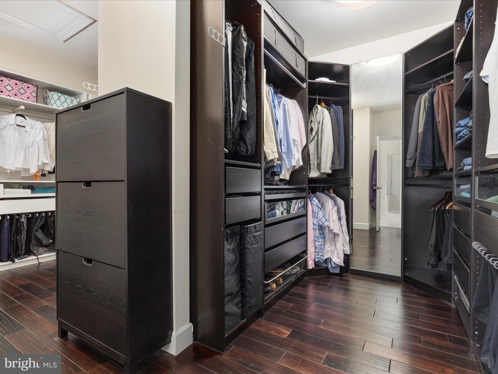 HUNTLEIGH AT CREIGHTON FARMS - Residential