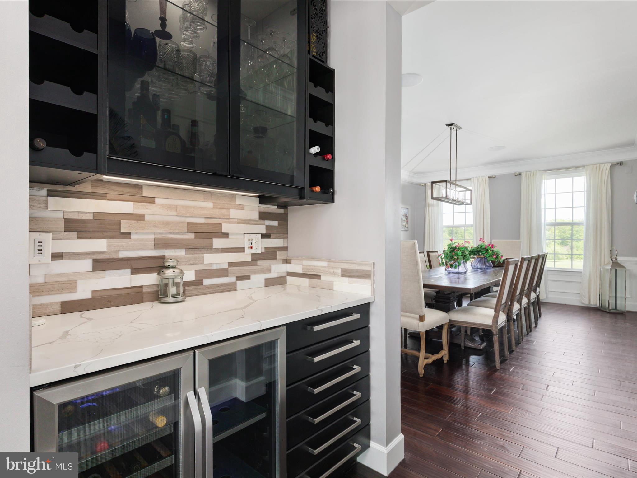 HUNTLEIGH AT CREIGHTON FARMS - Residential