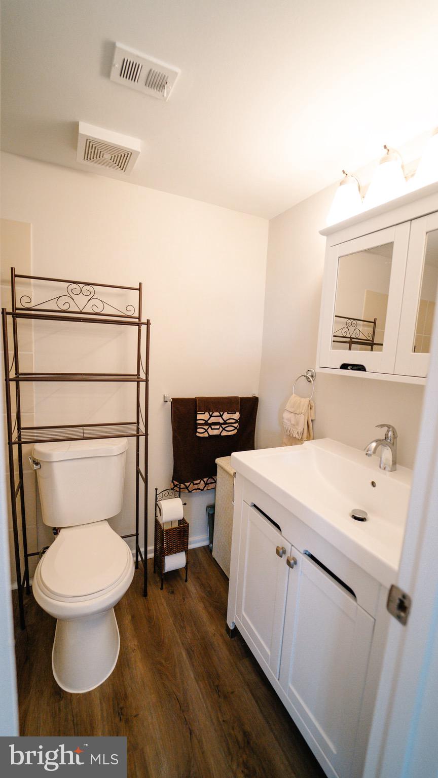 OCCOQUAN RIDGE CONDO - Residential