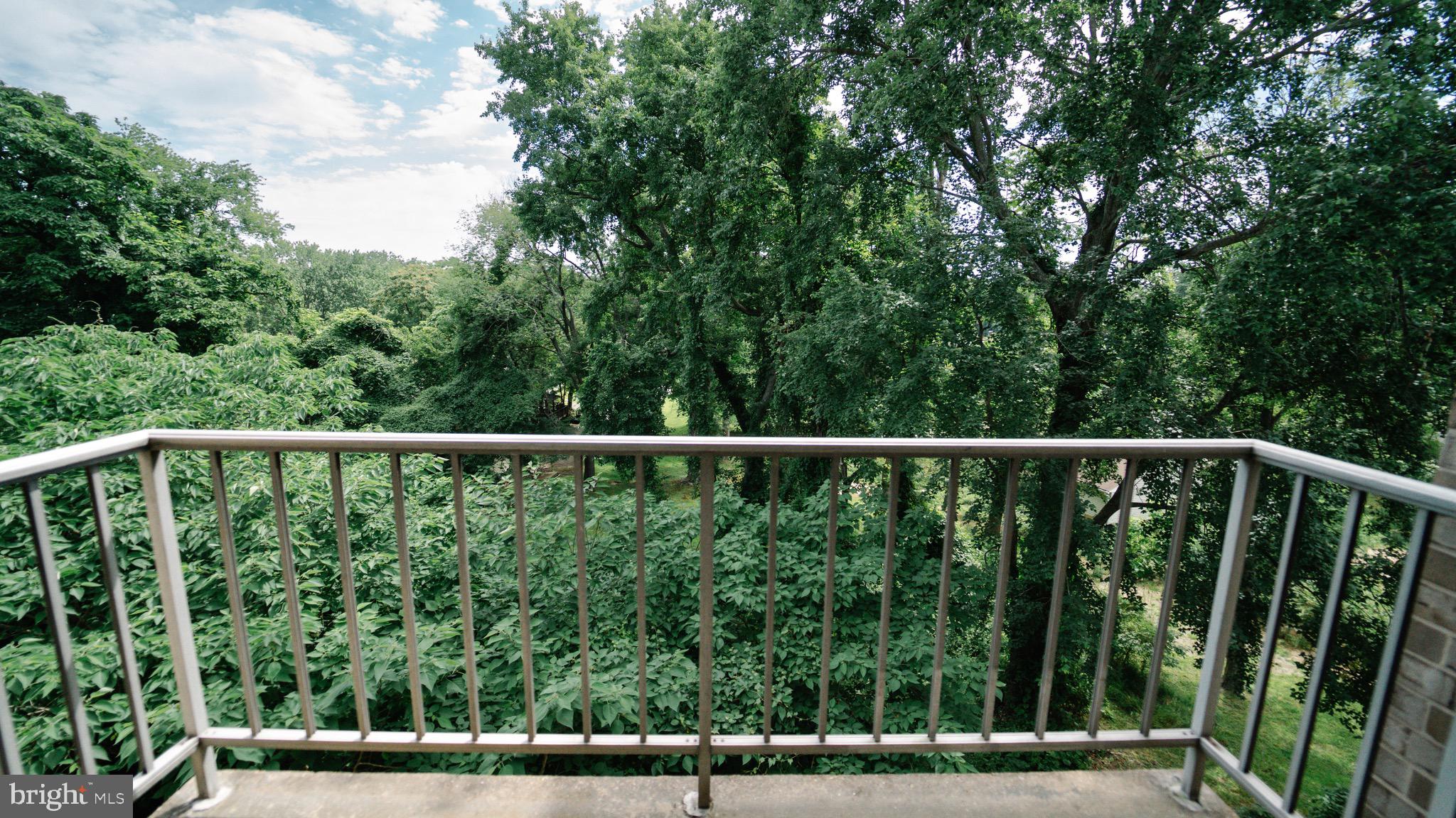 OCCOQUAN RIDGE CONDO - Residential