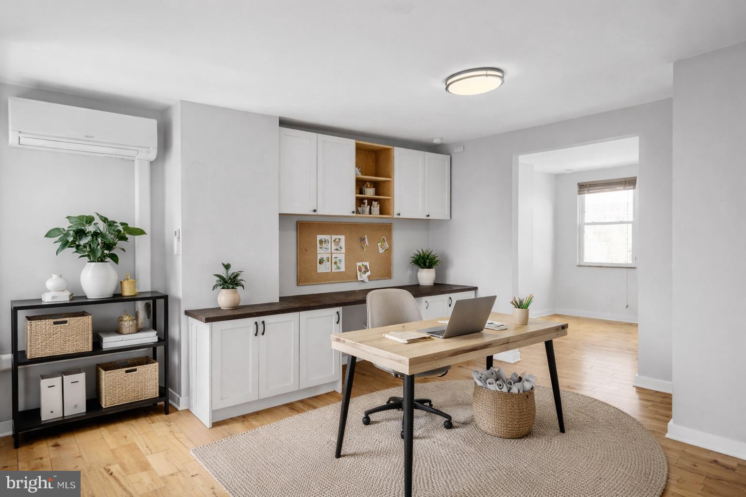 POINT BREEZE - Residential Income