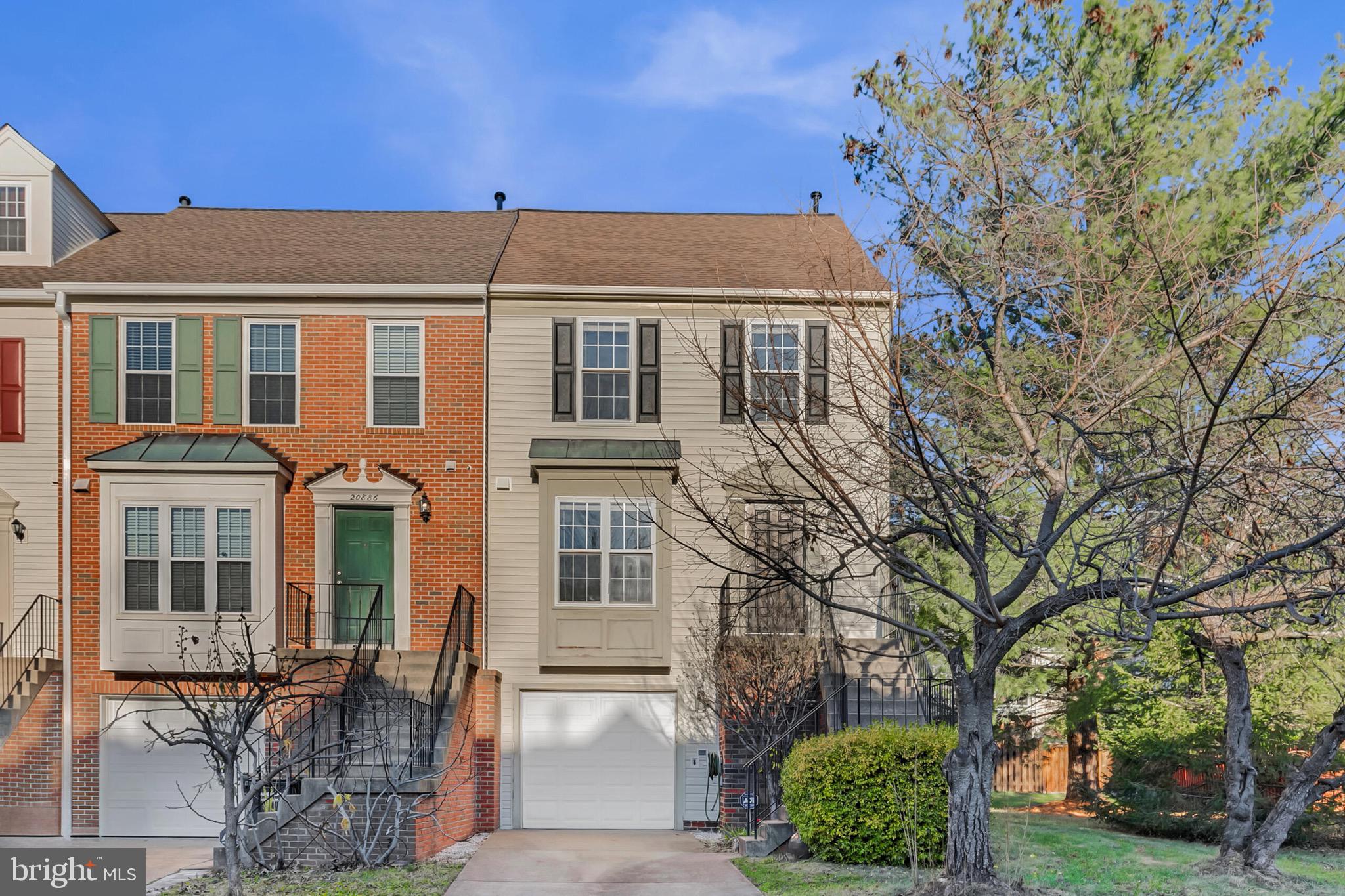 20888 SANDSTONE SQUARE