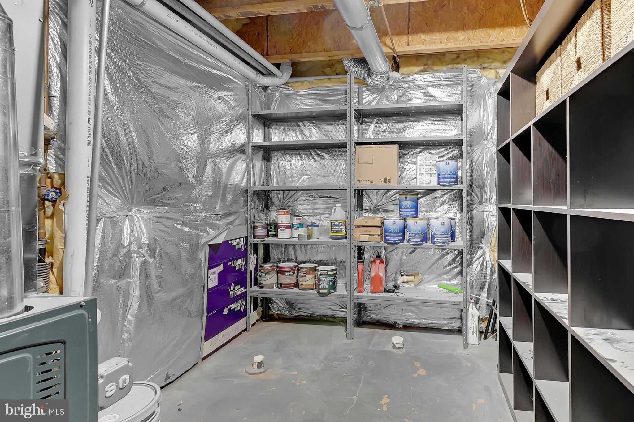 CASCADES - Residential Lease