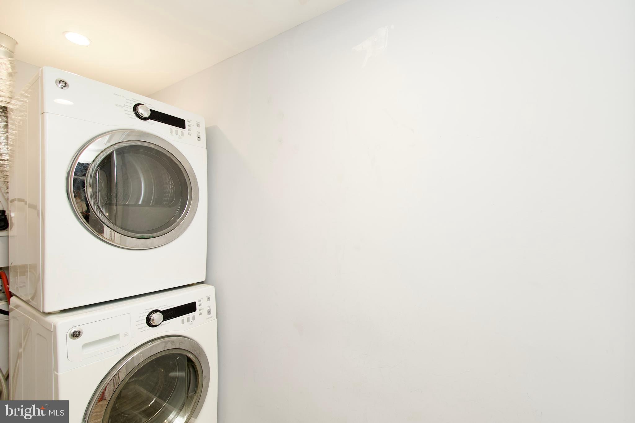 NORTH SPRINGFIELD - Residential