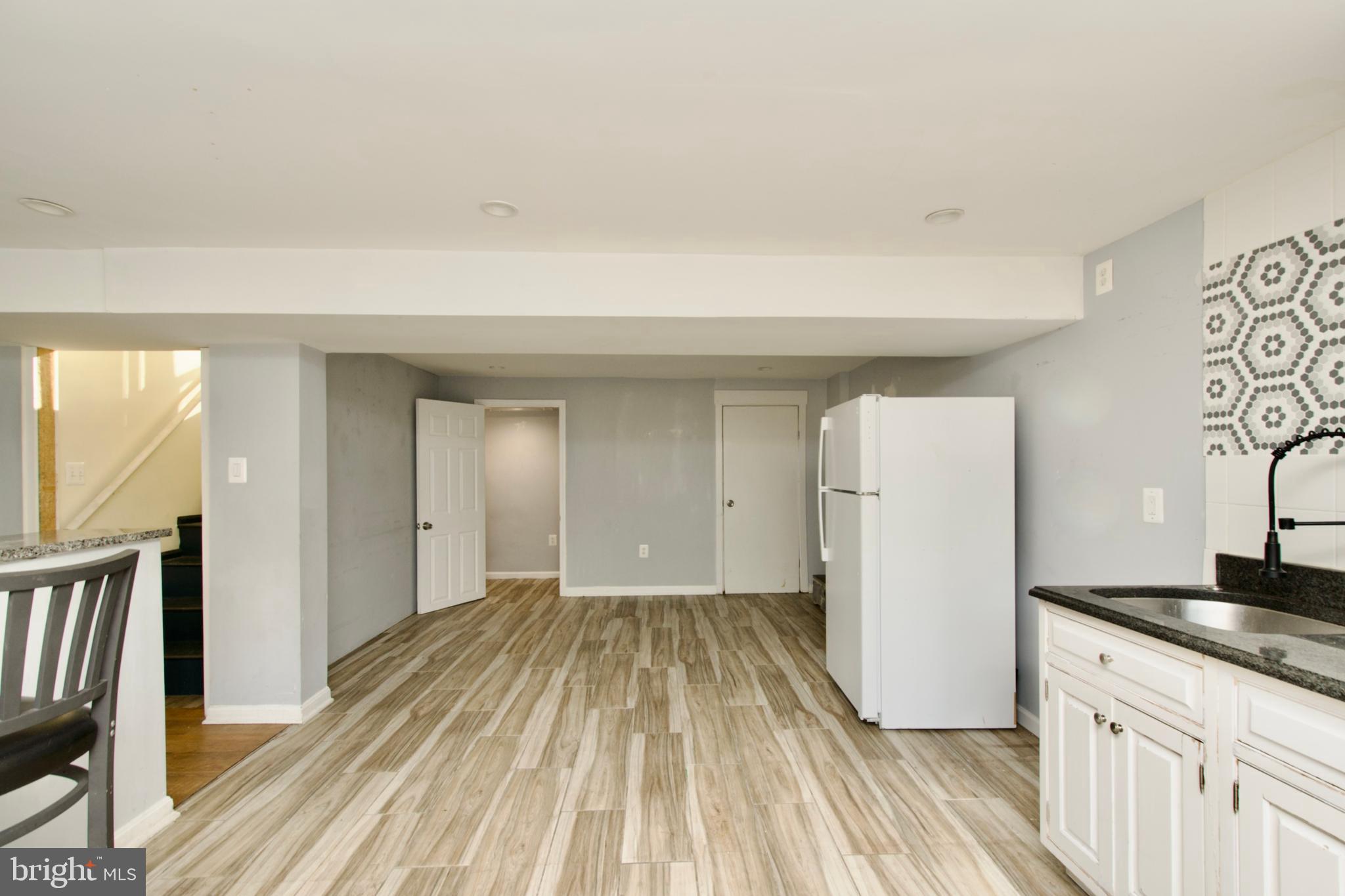 NORTH SPRINGFIELD - Residential