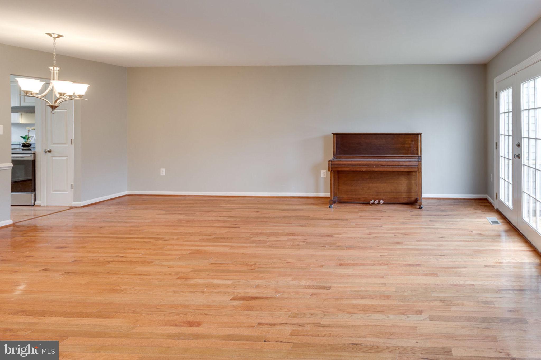 POINT OF WOODS - Residential