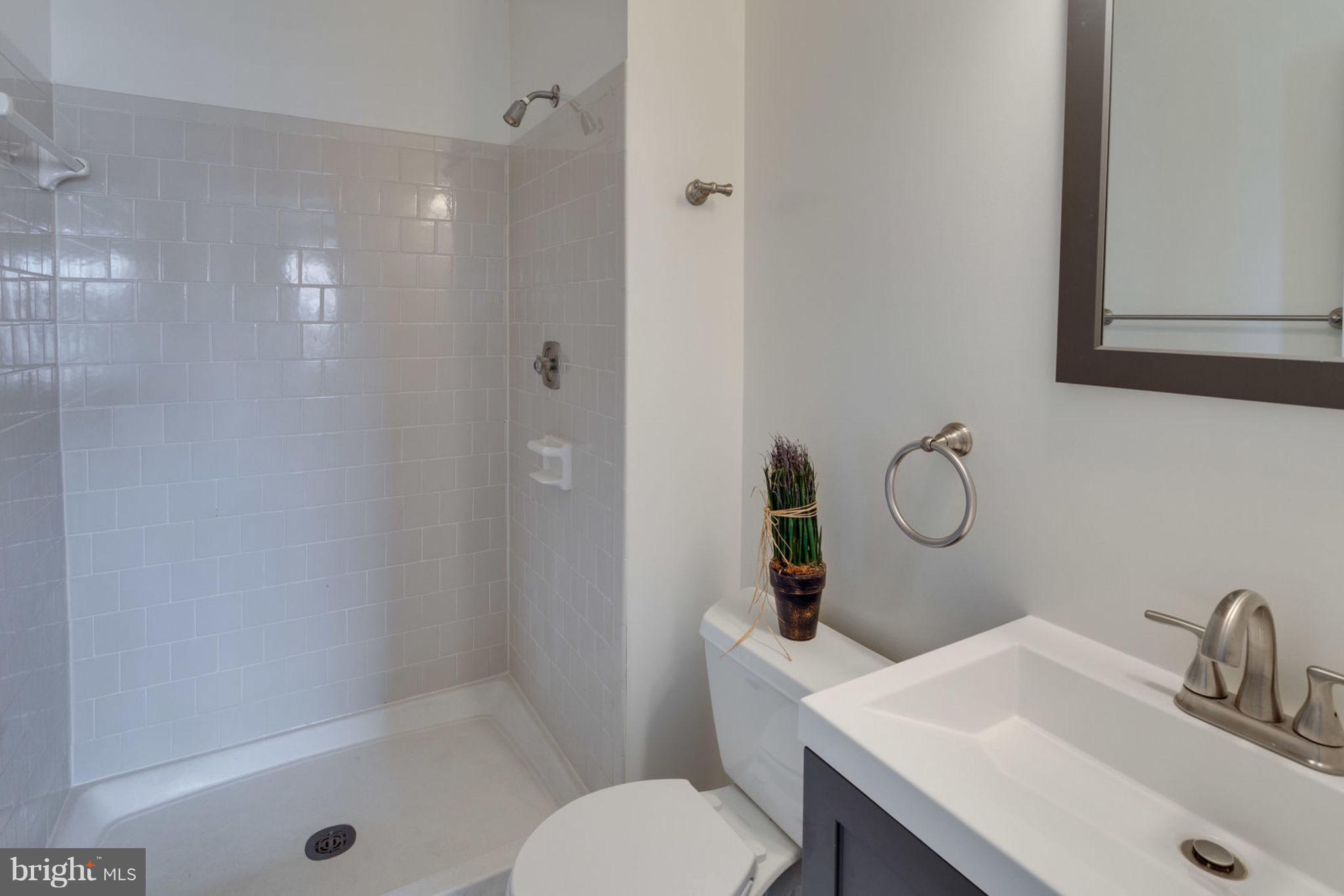 POINT OF WOODS - Residential