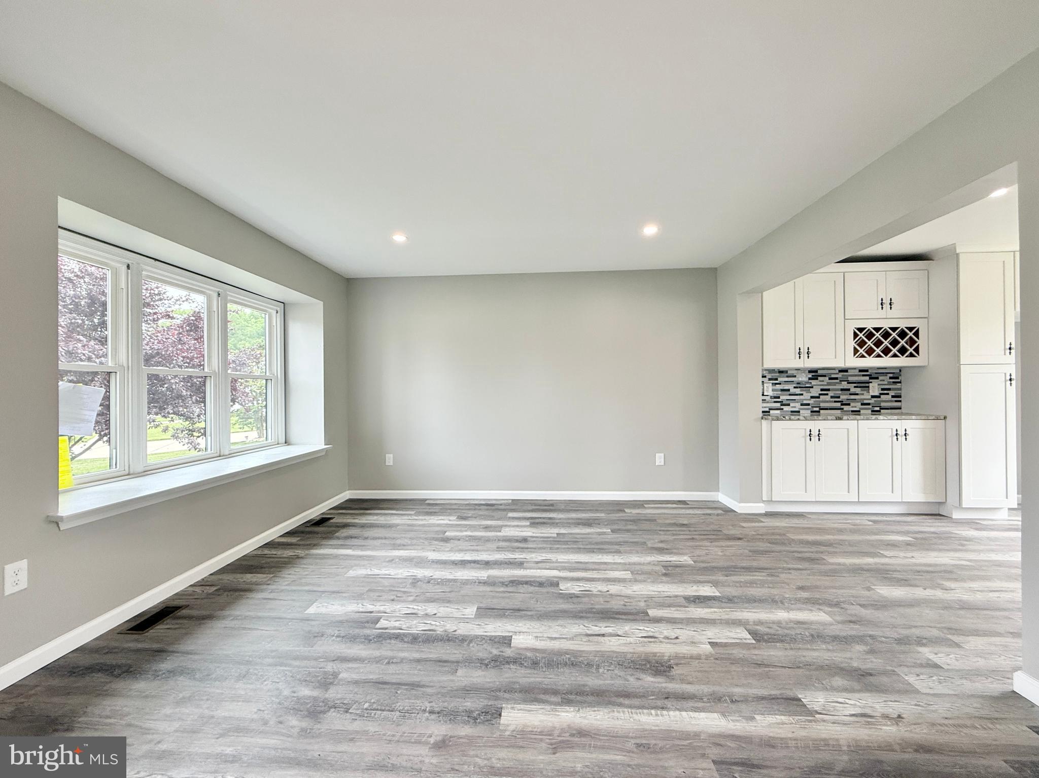 27 CHAPEL CIRCLE