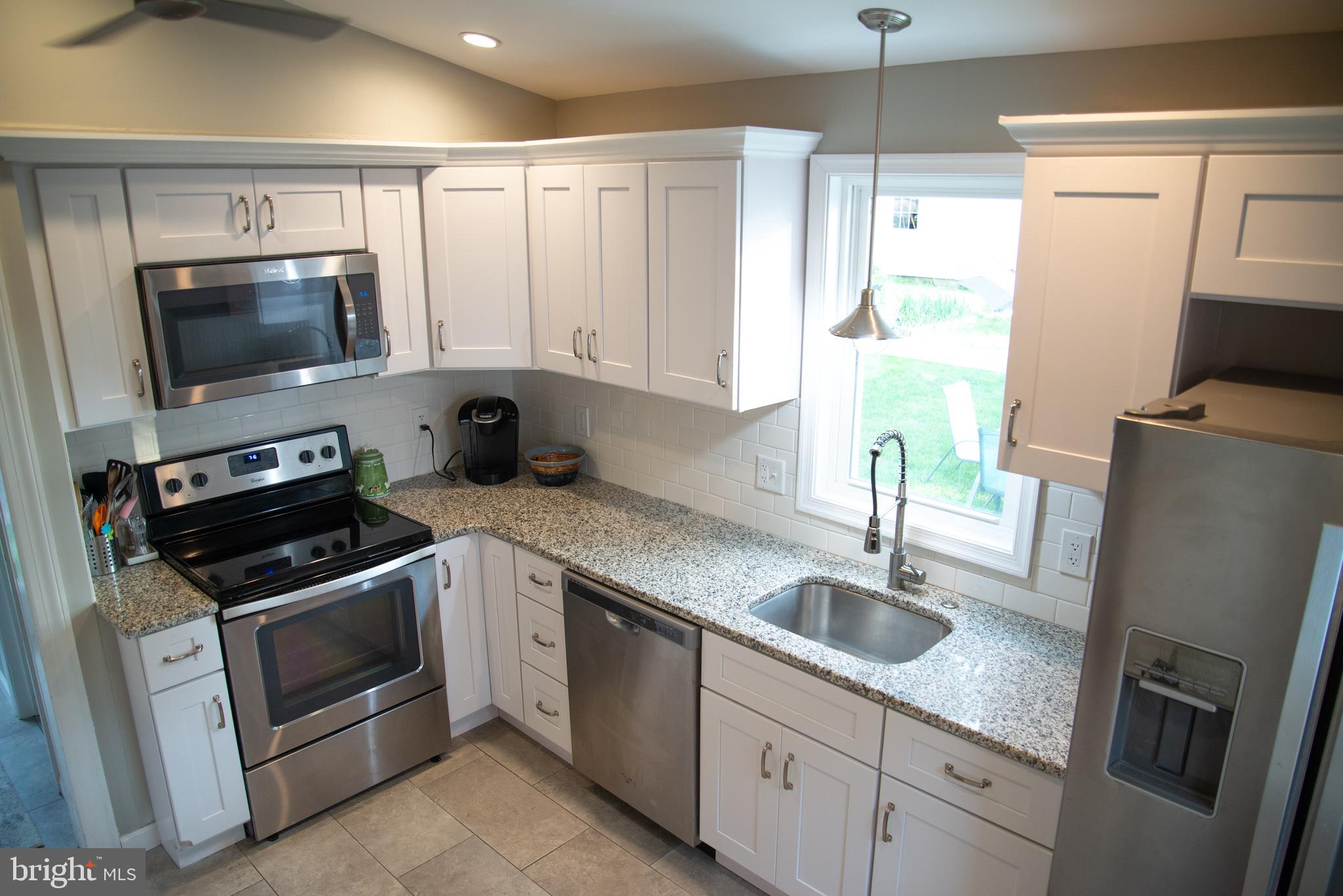 ROSLYN - Residential