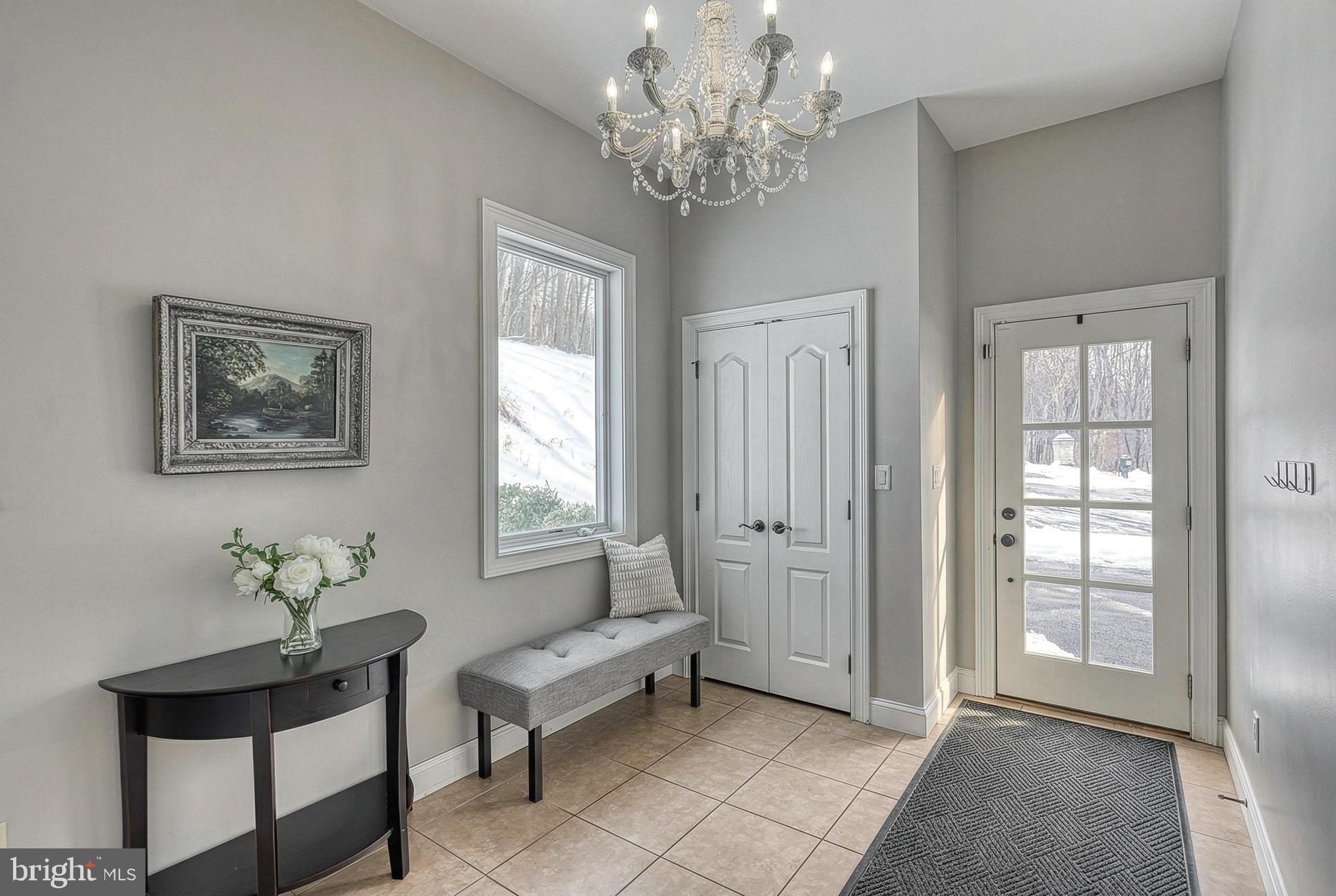 THE OAKS - Residential