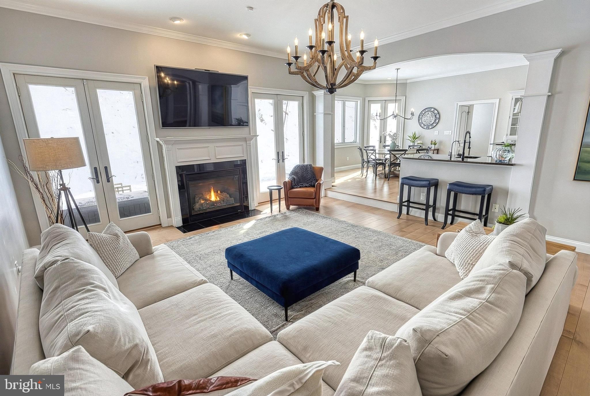 THE OAKS - Residential