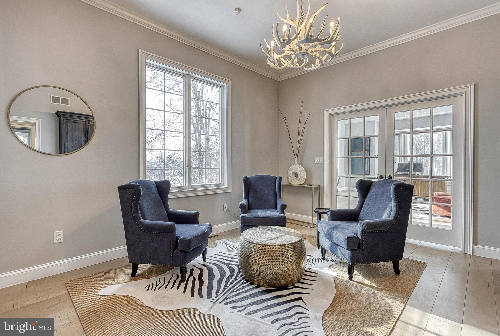 THE OAKS - Residential