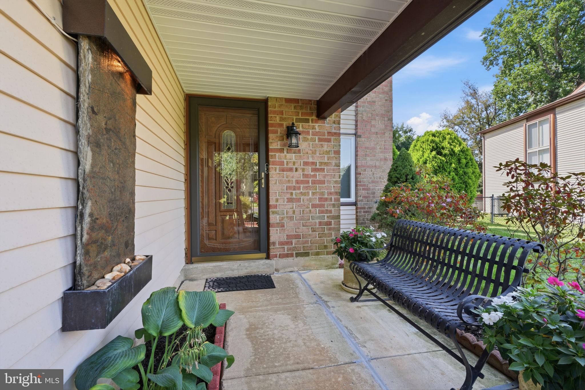 6625 SENATOR LANE