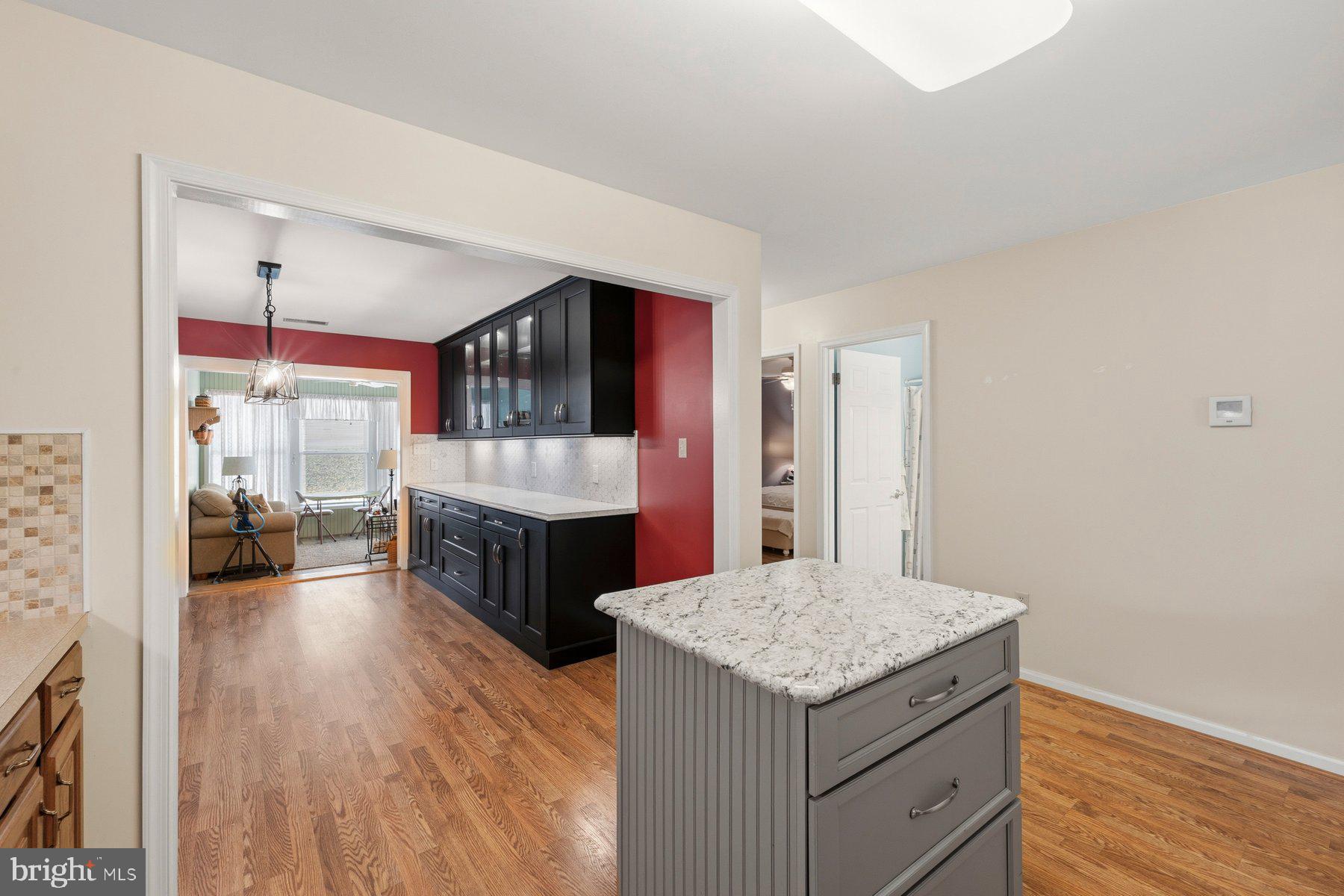 TOWNE OAK VILLAGE - Residential